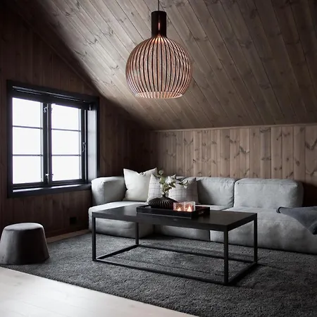 Chalet Luxurious 5-bedroom Mountain With Sauna, Panoramic Views, And Two Full Bathrooms *