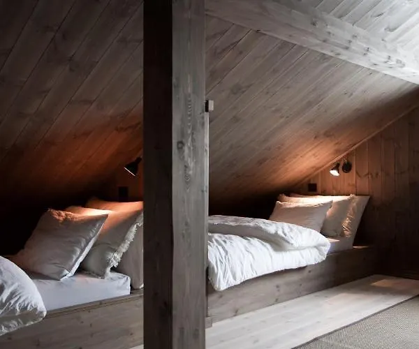 Chalé Luxurious 5-bedroom Mountain With Sauna, Panoramic Views, And Two Full Bathrooms *