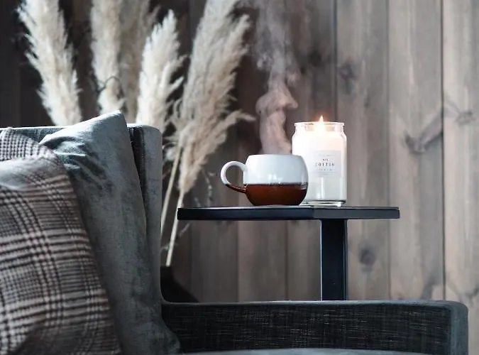 Luxurious 5-bedroom Mountain With Sauna, Panoramic Views, And Two Full Bathrooms Chalet